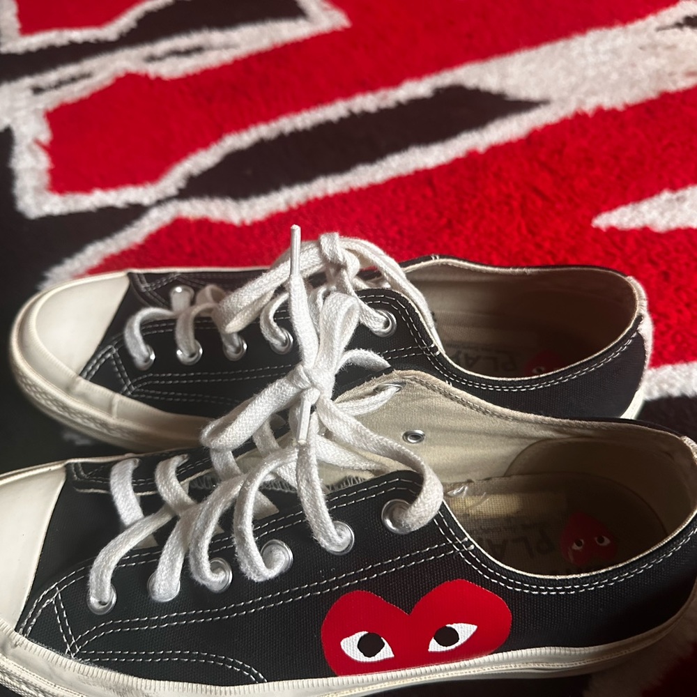 Commes De Garcon Chucks